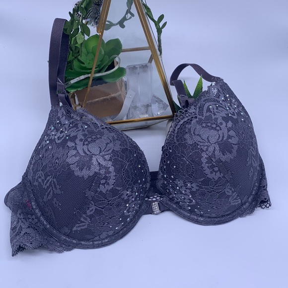 La Vie En Rose Intimates & Sleepwear 34c La Vie En Rose Lace Bra